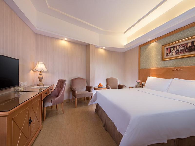 Vienna International Hotel - Long Hua Wan Zhong Cheng Branch เซินเจิ้น ภายนอก รูปภาพ