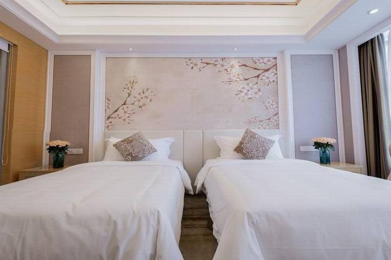 Vienna International Hotel - Long Hua Wan Zhong Cheng Branch เซินเจิ้น ภายนอก รูปภาพ