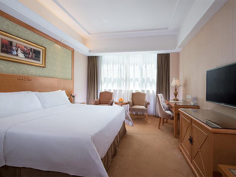 Vienna International Hotel - Long Hua Wan Zhong Cheng Branch เซินเจิ้น ภายนอก รูปภาพ