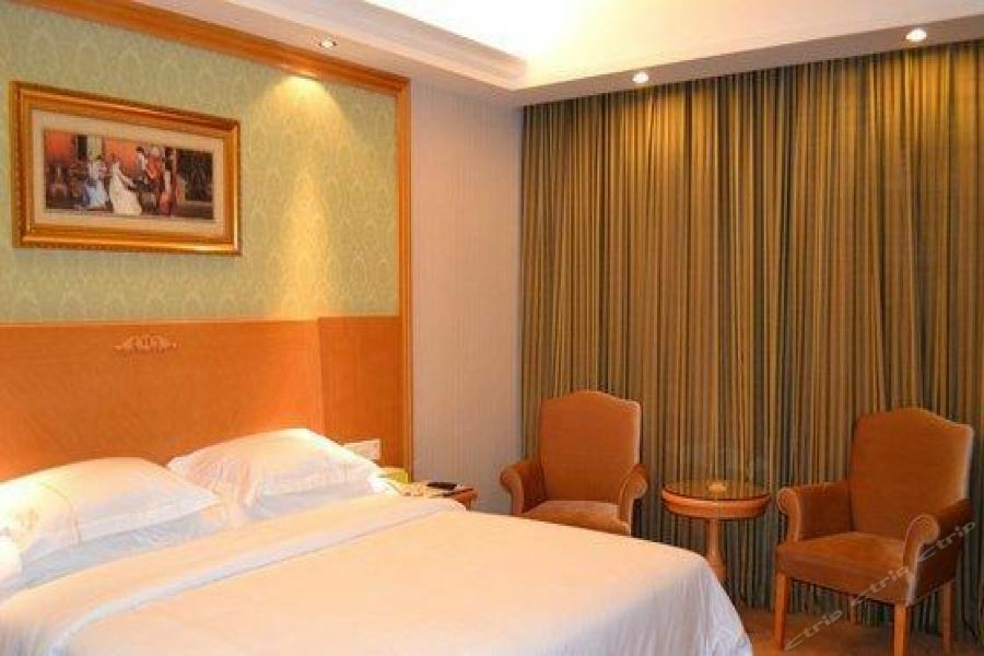 Vienna International Hotel - Long Hua Wan Zhong Cheng Branch เซินเจิ้น ภายนอก รูปภาพ