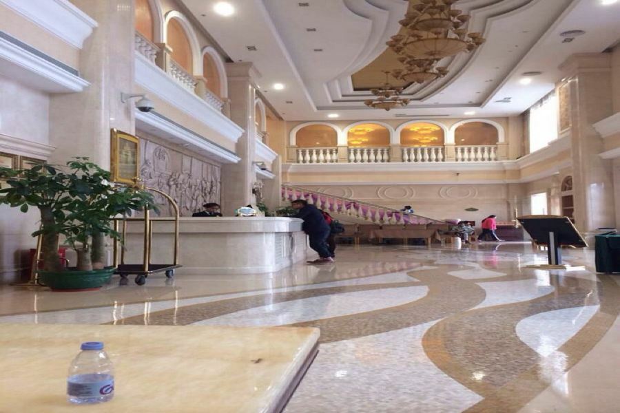 Vienna International Hotel - Long Hua Wan Zhong Cheng Branch เซินเจิ้น ภายนอก รูปภาพ